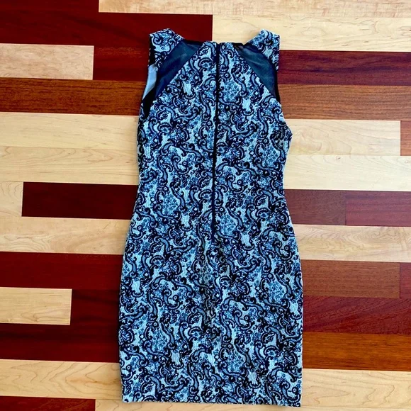 Dress by alice + olivia - Picture 3 of 5